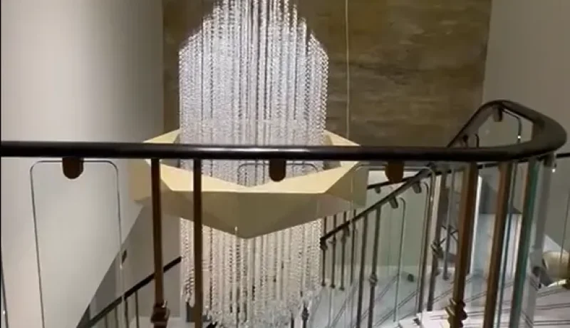 staircase-with-handrail